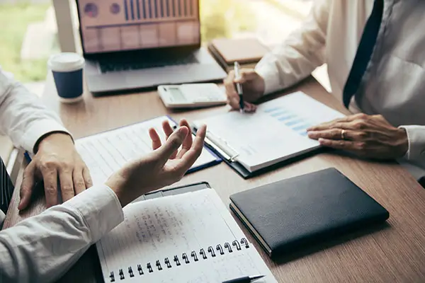 公司简介模板宣传图片